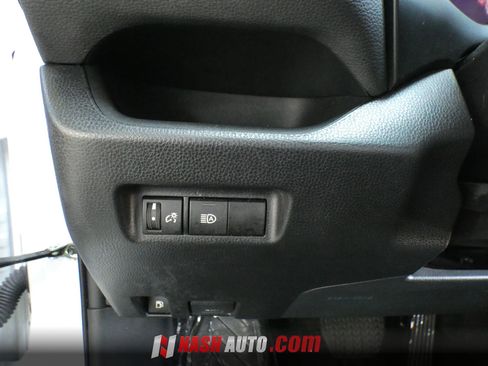 Used 2023 Toyota RAV4 AWD Hybrid image 70