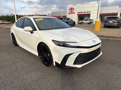 Used 2025 Toyota Camry SE