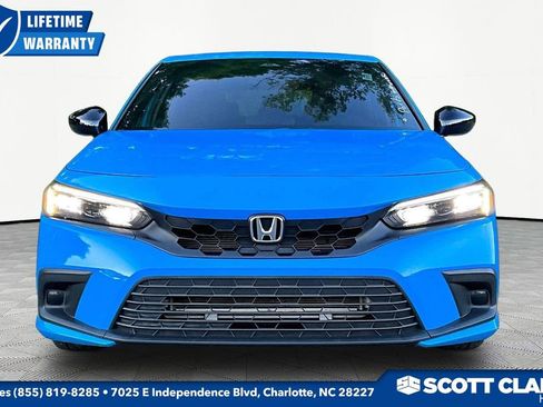 Used 2024 Honda Civic Sport image 2