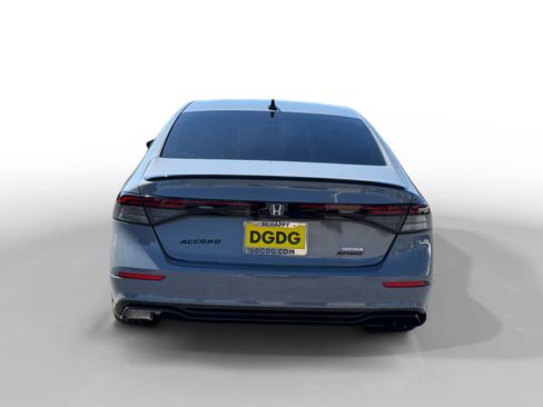 Used 2024 Honda Accord Sport image 4