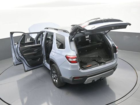 Used 2023 Honda Pilot TrailSport image 75