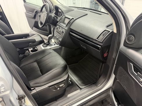 Used 2013 Land Rover LR2 HSE AWD/4WD image 14