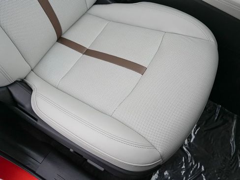 Used 2025 MAZDA CX-90 3.3 Turbo S w/ Premium Package image 29