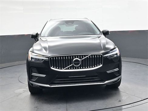 Used 2023 Volvo XC60 B5 Ultimate image 10