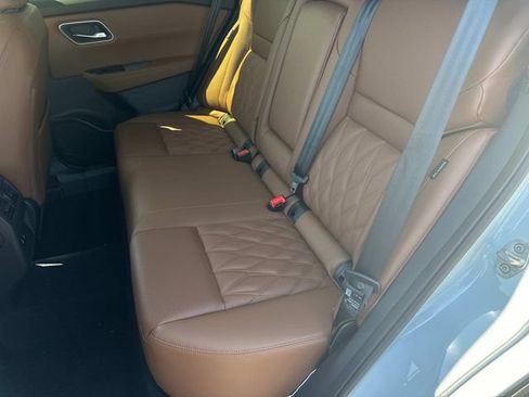 New 2026 Nissan Rogue Platinum AWD/4WD image 16