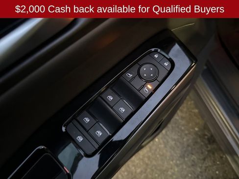 New 2026 Nissan Pathfinder SL image 12