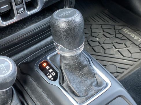 Used 2020 Jeep Gladiator Sport AWD/4WD image 27