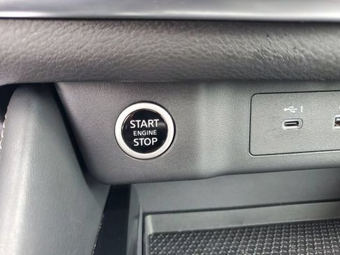 Certified 2023 Nissan Rogue SL AWD/4WD image 36