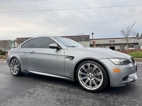 Used 2009 BMW M3 Convertible 2D image 1