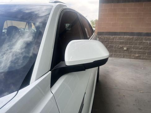 Used 2024 Volkswagen Atlas Cross Sport SE w/ Panoramic Sunroof Package FWD image 11