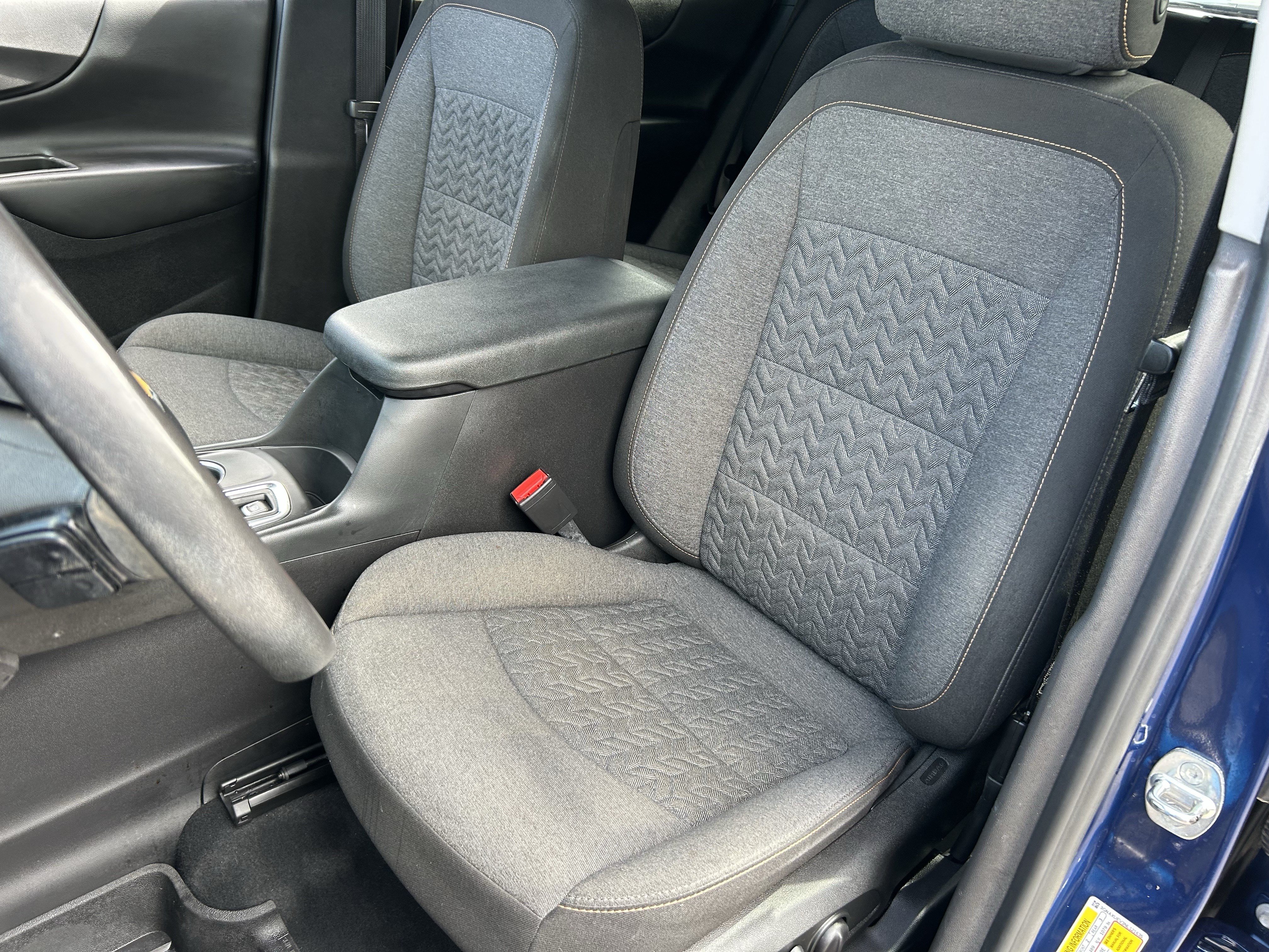 Used 2022 Chevrolet Equinox LT AWD/4WD image 18