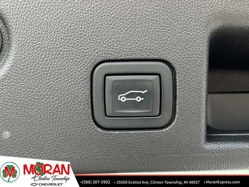 Certified 2024 Chevrolet Equinox Premier FWD image 13