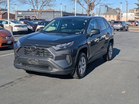 Used 2023 Toyota RAV4 LE image 10