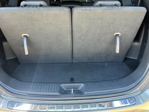 Used 2014 Kia Sorento SX w/ 3rd Row Package AWD/4WD image 18