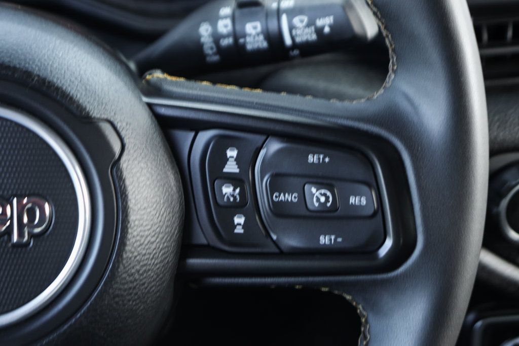 Used 2024 Jeep Wrangler Sport AWD/4WD image 23