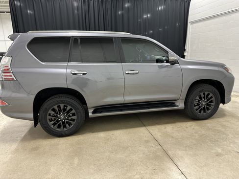 Certified 2022 Lexus GX 460 Premium AWD/4WD image 11