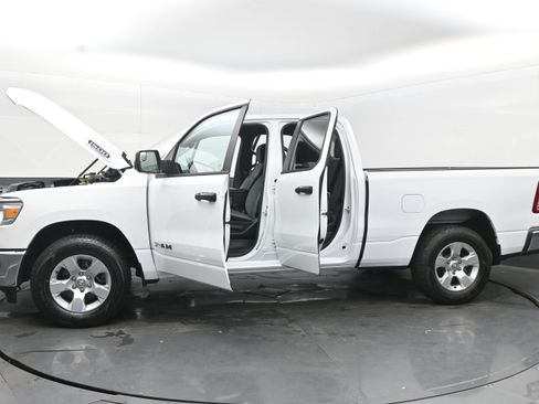 Used 2024 RAM 1500 Big Horn image 38