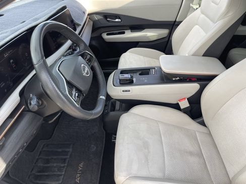 Used 2024 Nissan Ariya AWD image 21