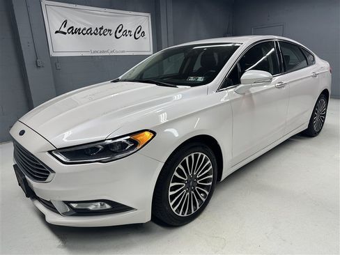 Used 2017 Ford Fusion SE w/ Equipment Group 202A AWD/4WD image 1