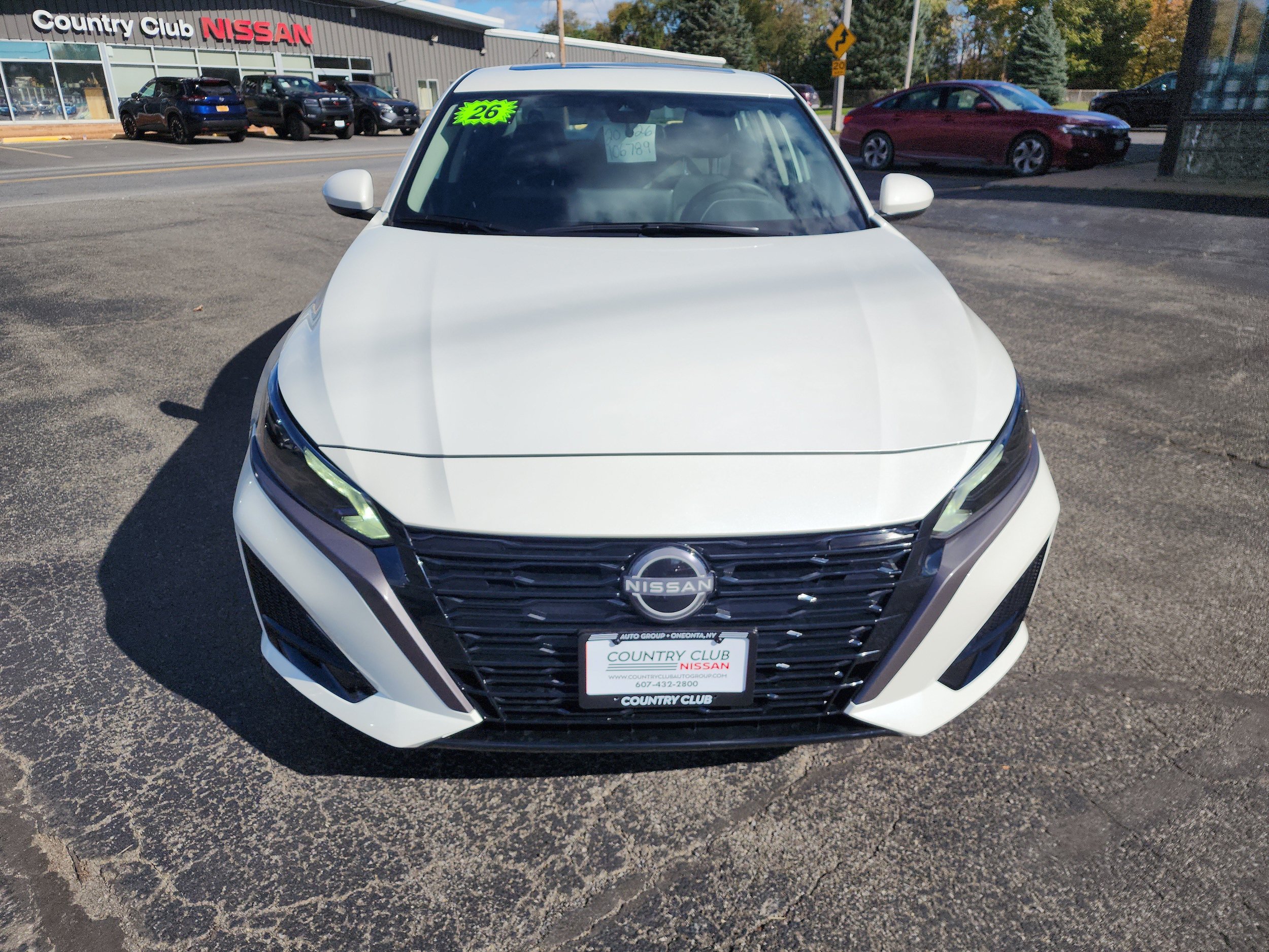 New 2026 Nissan Altima 2.5 SV w/ SV Special Edition Package AWD/4WD image 3