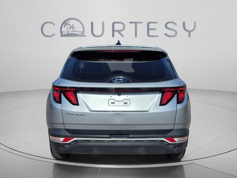 Certified 2024 Hyundai Tucson SE FWD image 4
