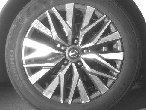 Used 2025 Nissan Altima 2.5 SV FWD image 13