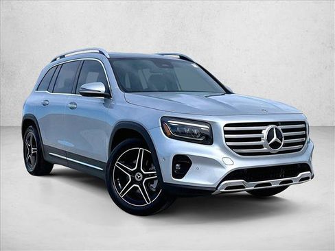 Used 2026 Mercedes-Benz GLB 250 image 12