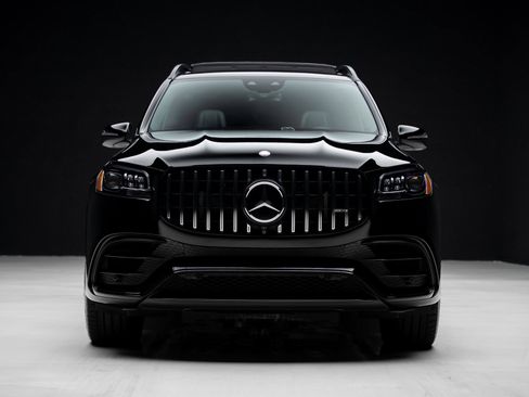 Used 2025 Mercedes-Benz GLS 63 AMG 4MATIC image 7