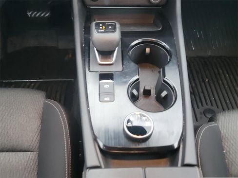 Certified 2025 Nissan Rogue SV image 20