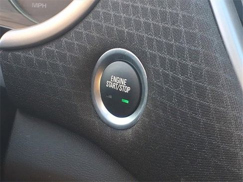 Used 2024 Chevrolet Malibu LT image 28