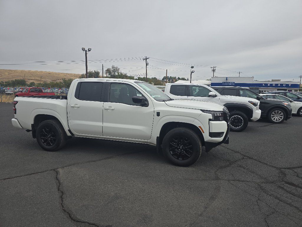 Used 2026 Nissan Frontier SV AWD/4WD image 1