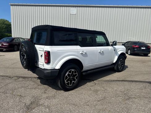 Used 2022 Ford Bronco Outer Banks AWD/4WD image 5