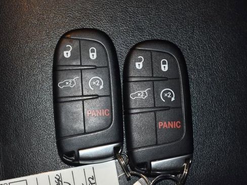 Used 2014 Dodge Durango Limited w/ Trailer Tow Group IV image 24