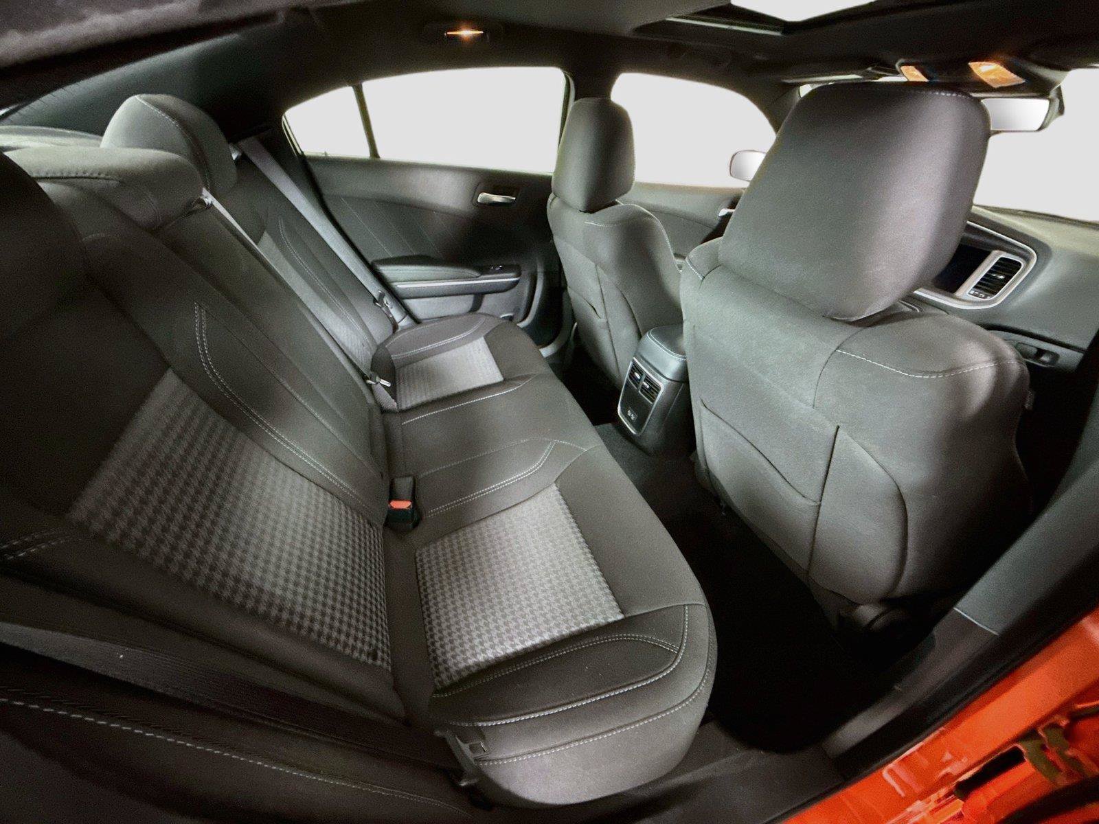 Used 2022 Dodge Charger SXT w/ Driver Convenience Group AWD/4WD image 20