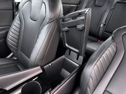 New 2026 Hyundai Elantra Limited w/ Cargo Package FWD image 18