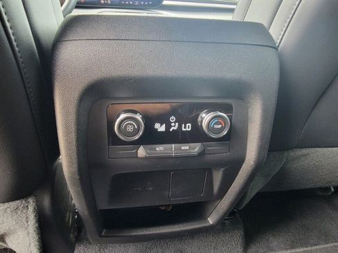 Used 2026 Buick Enclave Sport Touring FWD image 28