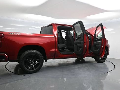 Used 2024 Chevrolet Silverado 1500 RST AWD/4WD image 4