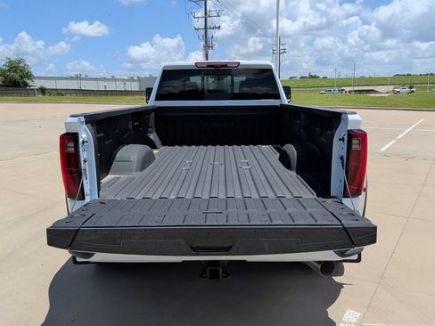 New 2026 GMC Sierra 3500 Denali Ultimate AWD/4WD image 43