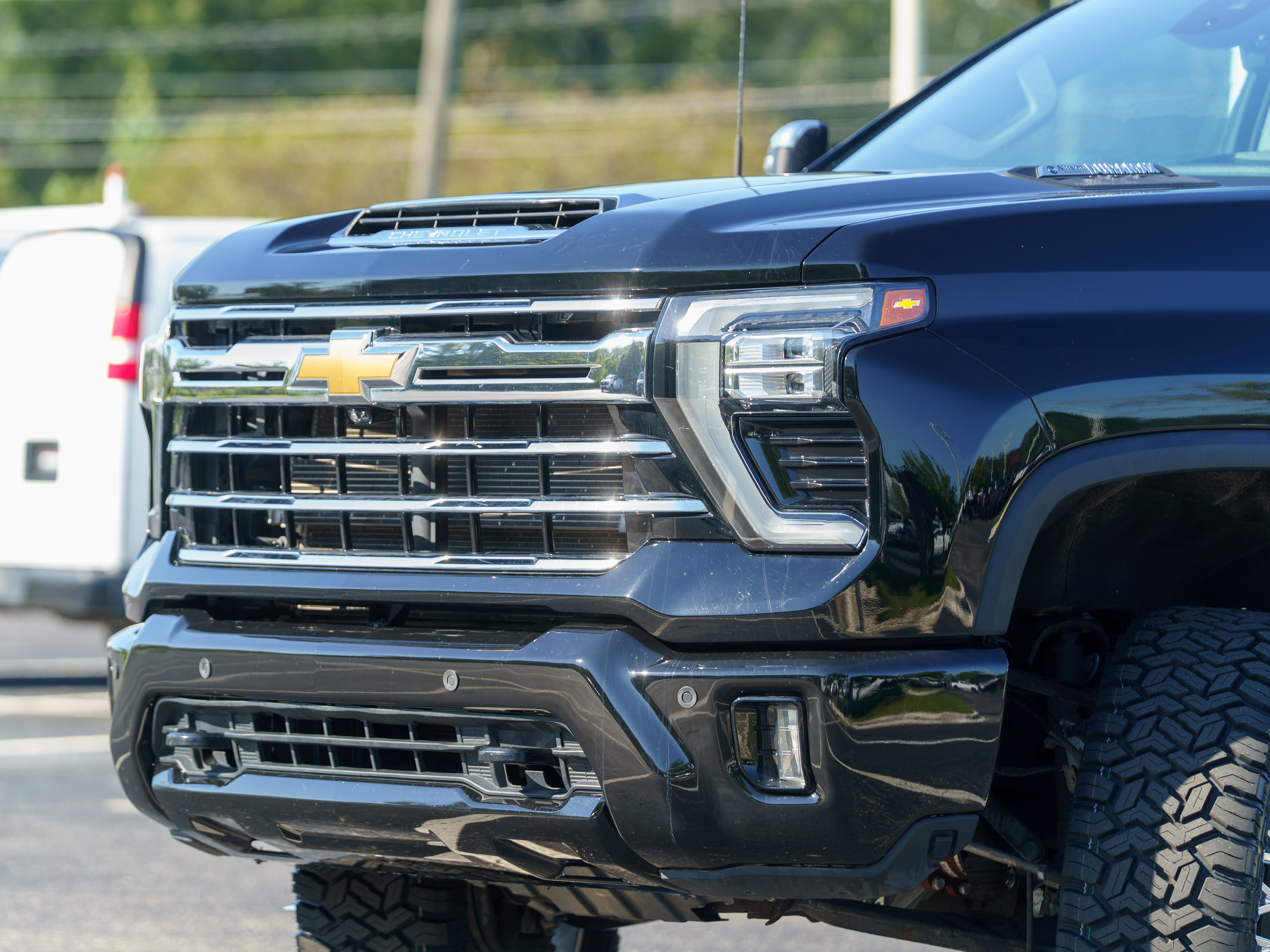Used 2024 Chevrolet Silverado 3500 LTZ AWD/4WD image 41