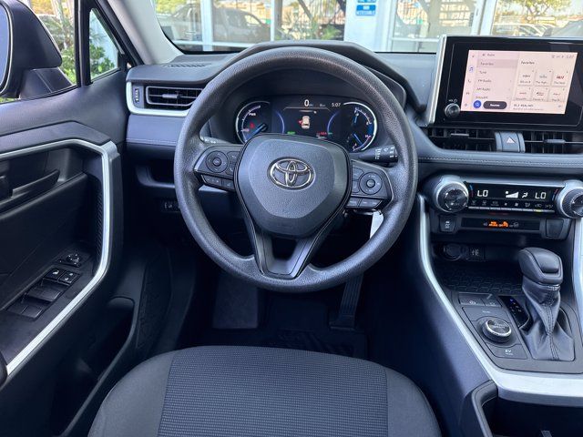 Used 2025 Toyota RAV4 LE AWD/4WD image 13