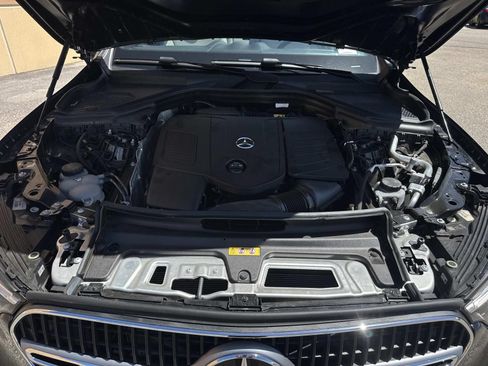 Used 2026 Mercedes-Benz GLC 300 4MATIC image 10