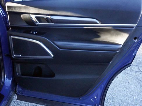 Used 2024 Kia Telluride S w/ S Sunroof Package image 25