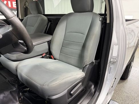 Used 2018 RAM 3500 Tradesman w/ Chrome Appearance Group image 18