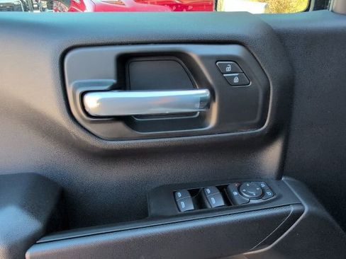 Used 2026 Chevrolet Silverado 1500 Custom image 15