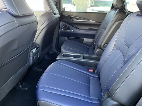 Certified 2026 INFINITI QX60 Sport w/ Dark Cargo Package AWD/4WD image 13