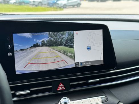 Used 2025 Hyundai Elantra SEL FWD image 34