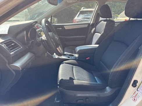 Used 2015 Subaru Legacy 2.5i Premium w/ Moonroof Package AWD/4WD image 12