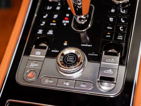 Used 2023 Bentley Continental GT Speed image 38