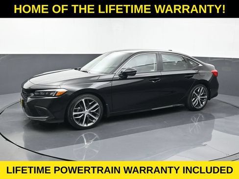 Used 2024 Honda Civic Touring image 2