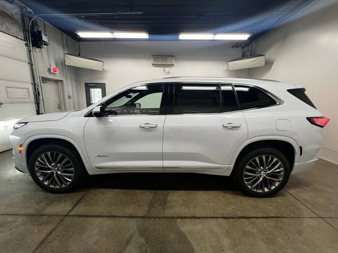 New 2026 Buick Enclave Avenir w/ Super Cruise Package AWD/4WD image 6